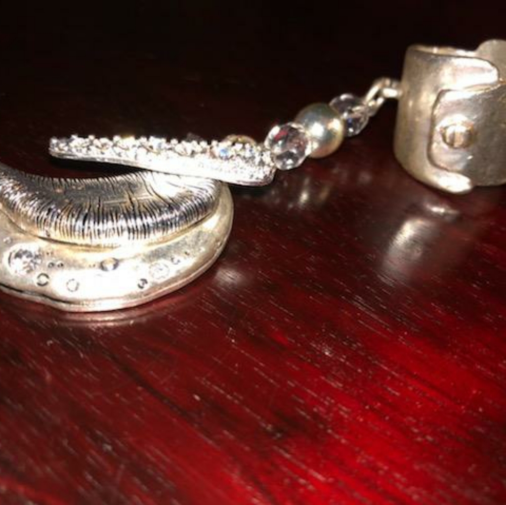 Large ring